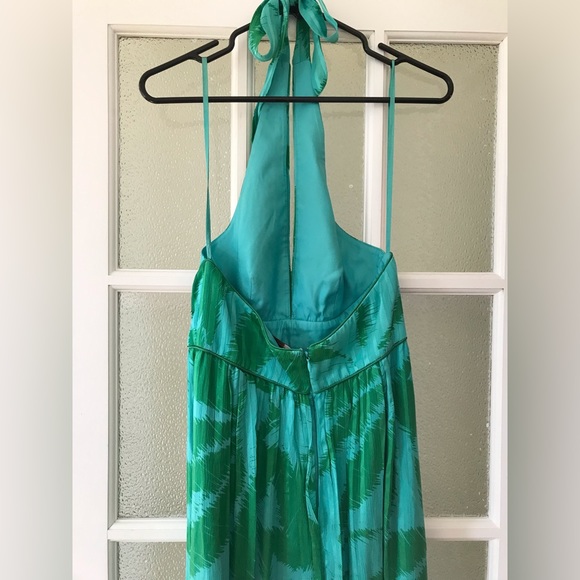 Silk BCBG flowy halter maxi dress - Picture 7 of 7